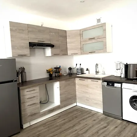 Duplex Citadin 8 Pers - Coeur De - Parking Apartment Beziers
