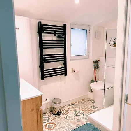 Daire Duplex Citadin 6-8 Pers - Coeur De - Parking Béziers