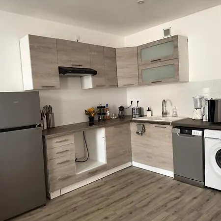 Duplex Citadin 8 Pers - Coeur De - Parking * Beziers