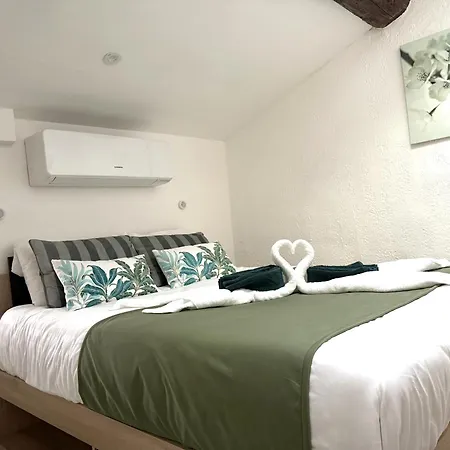 Daire Duplex Citadin 6-8 Pers - Coeur De - Parking