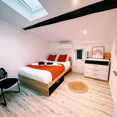 Duplex Citadin 8 Pers - Coeur De - Parking Apartment